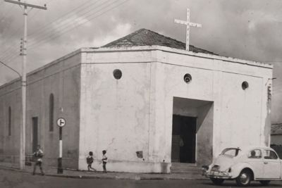 Sede provisória da catedral na rua 11 esquina com a rua 12 - 1960
